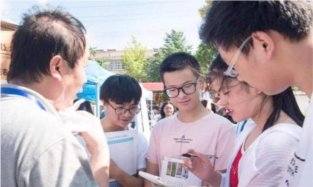 大学|每年的“踩线生”上大学后，发展如何，学生的回答让人心酸