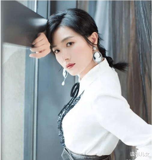 万茜|拒“潜规则”遭封杀，凭实力上春晚，美女明星引关注