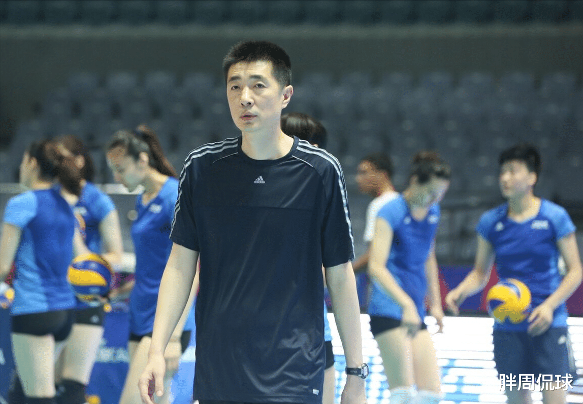 女排|恭喜中國女排！曝國際排聯(lián)送新帥意外驚喜，2022重返世界之巔