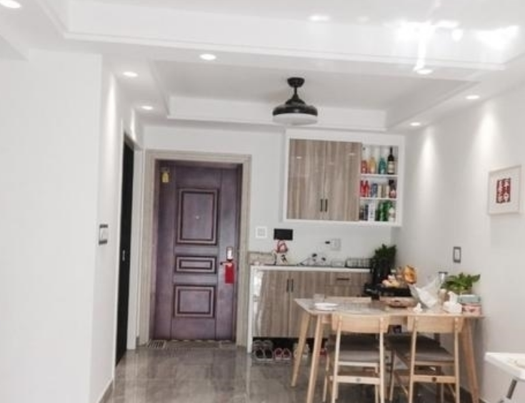 |去闺蜜家参观，一进门就被玄关迷住，布置得真高级，拍下来照着学