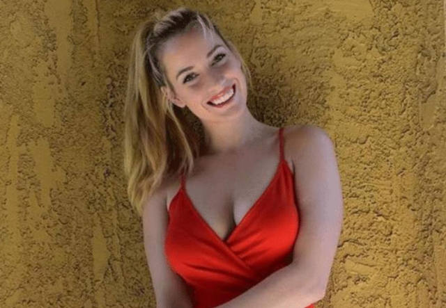 道恩·强森|巨石强森都无法抵挡的130斤美女，力与美完美结合，网友：美到窒息