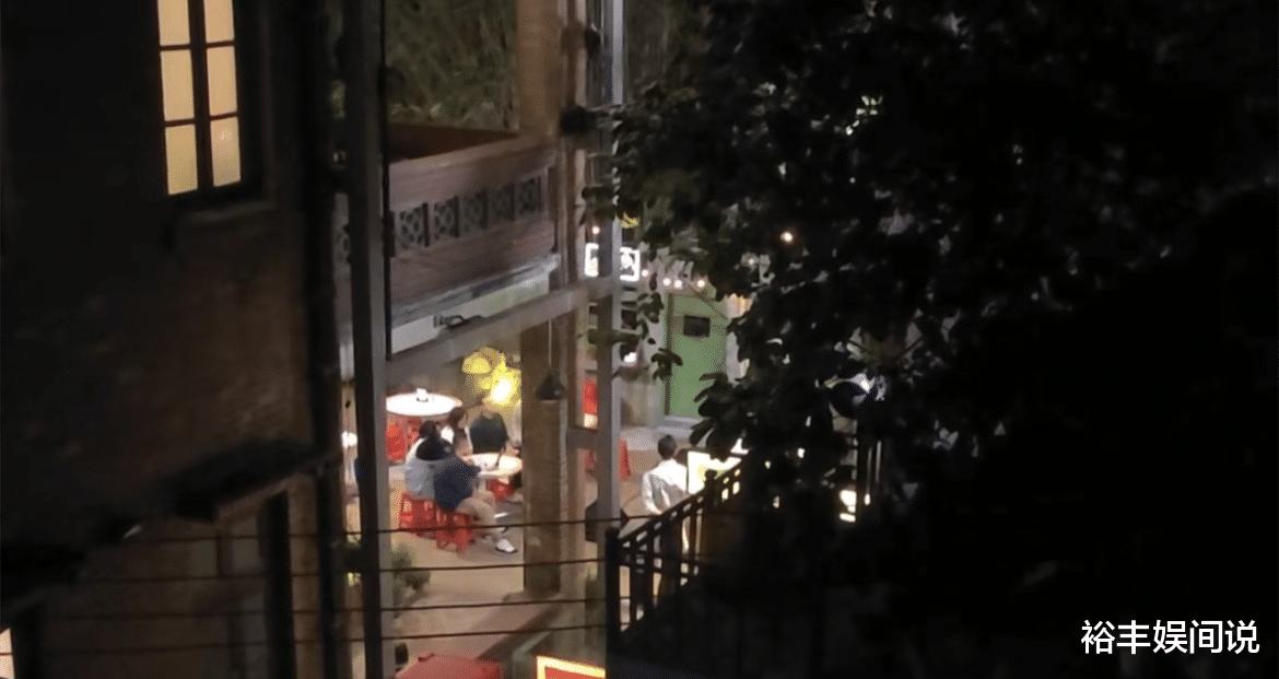 陈小春|大湾区哥哥成功获街坊支持，声音躁动却无人投诉，内部景象曝光