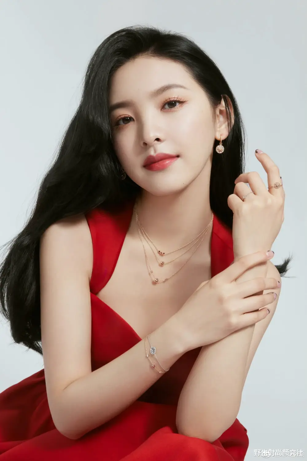 章若楠|她这张“小白花脸”早该“黑化”了