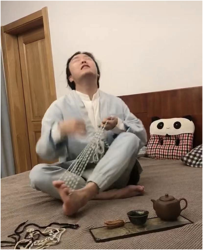 李玉刚|李玉刚胖成“中年贵妃”！脸部褶子出戏，家住私宅和身价不成正比