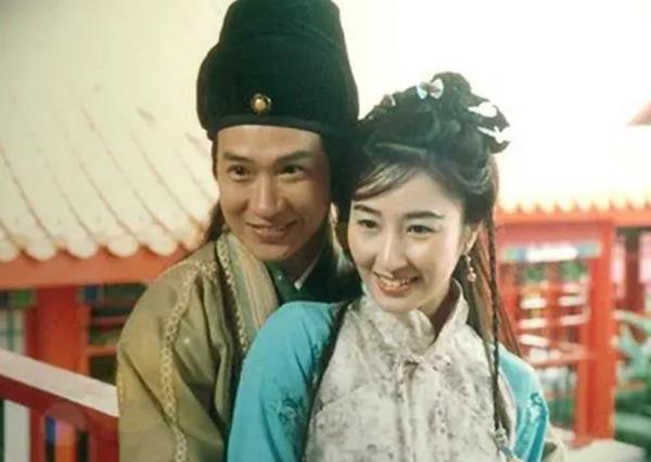 我在过马路|为爱退圈的十位女神，最久已相爱40年，仅她一人因生计被迫复出
