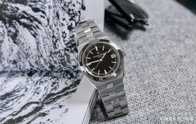 机械表大师小助理|机械表大师：既然手表品牌存在鄙视链，那你戴的手表是什么档次？