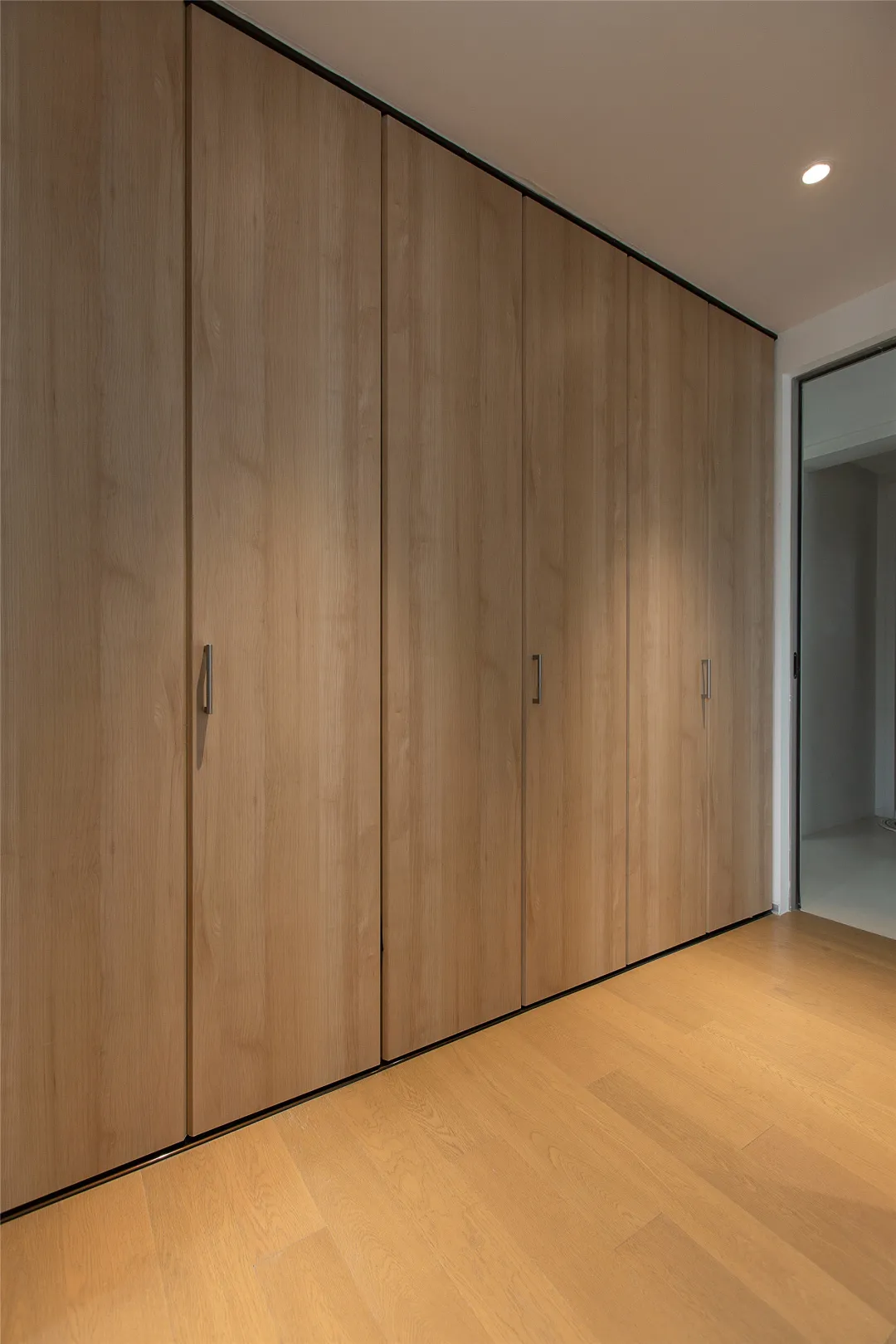 90㎡极简侘寂风，LDK一体、饮茶区、微水泥...纯粹的空间与生活