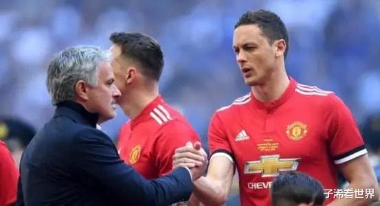 羅馬|凌晨1點(diǎn)！穆帥做出爭(zhēng)議表態(tài)：羅馬AC米蘭很意外，球迷吐槽聲一片