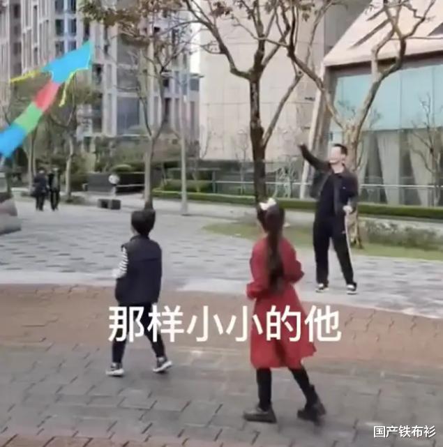 汪小菲回臺灣過年，6歲女兒穿紅裙子放風箏，梳高馬尾似大S翻版-圖10