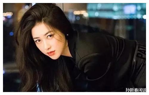 朱珠|出道16年零绯闻4次入选全球最美面孔，朱珠出席华鼎奖气质非凡