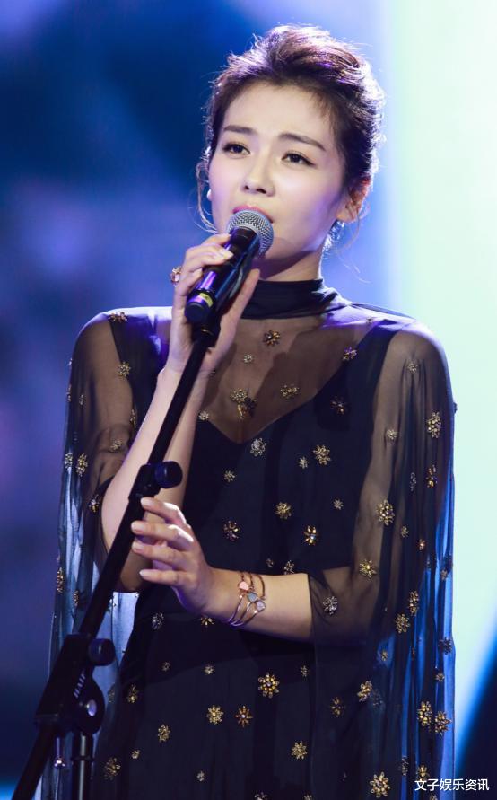 刘德华|刘涛和他同居4年,至今难忘刘涛,60多岁依然无婚无子