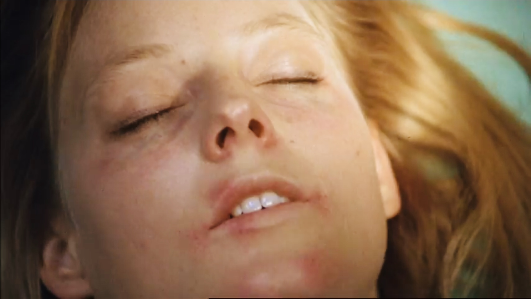 暴劫梨花|真实事件改编电影《暴劫梨花》:性感少女遭侵犯,事后一再被伤害