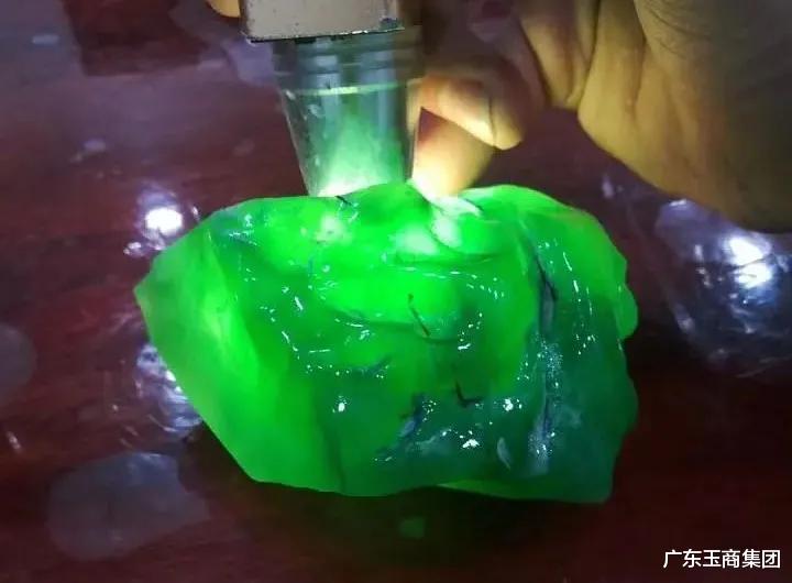 广东玉商集团|网红木那料起货绿水度母，美到炸裂！