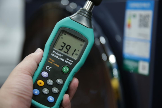 洗衣機|離子雙凈讓衣物清新煥彩，容聲凈彩負離子洗衣機試用評測