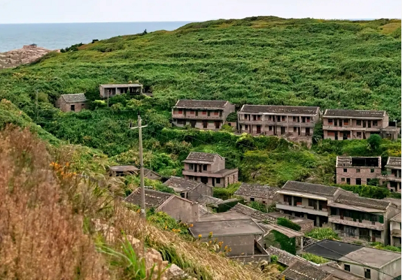 金边 浙江东极岛，是一个需要吐上几次才能上来的地方，你要不要体验一下