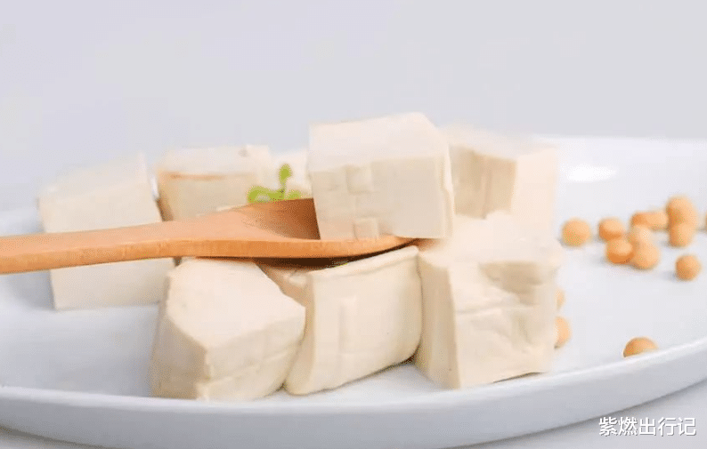 娱乐圈|娱乐圈明星吃货排行榜,第一名竟然是她,难道真的吃不胖?