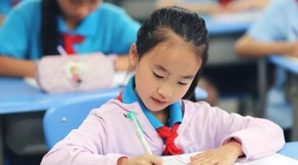 高考|小学生罚抄“罗”字火了，写出了三维立体感，这字好像有了灵魂