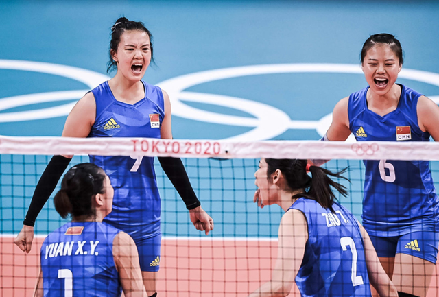 胡小小乖|领先守不住落后追不上！中国女排又遭横扫，想出线只能拼弱旅？
