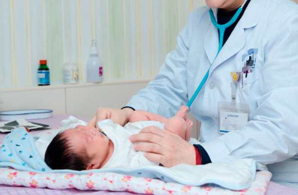 糖果的妈妈|婴儿出生时的身长都在50cm上下?是误测了吗?其中大有学问