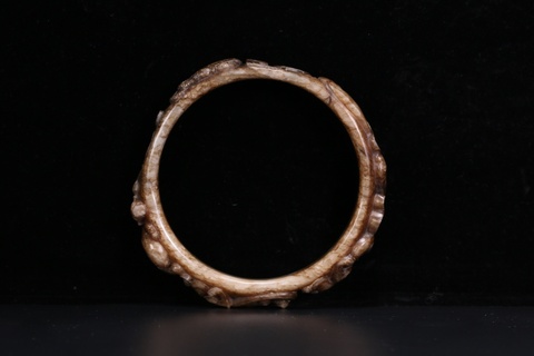 |高古玉螭龙纹臂钏