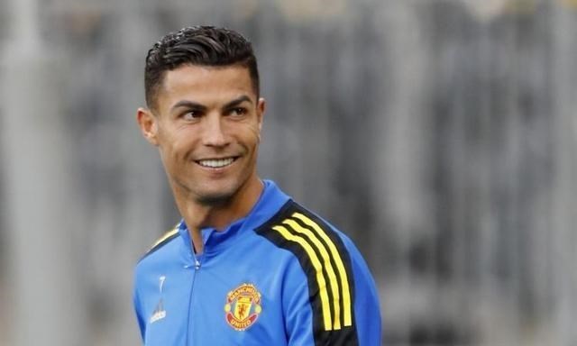 各抒己见|3场狂轰4球！C罗又炸了，时隔13年，再破铁锤帮大门，开创3大壮举