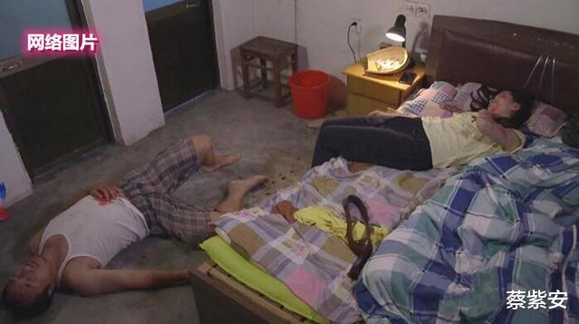 云南女子遭家暴打到尿失禁,勒丈夫脖颈50分钟致其死亡,法院判了