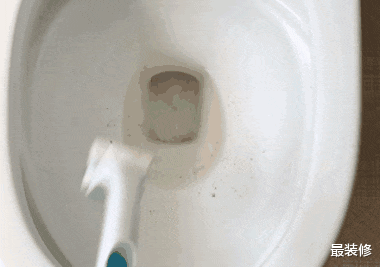 卫生间不用时，门是关上还是打开？保洁阿姨说出实情，涨知识了！