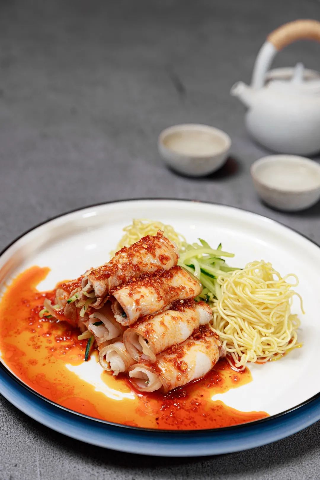 荐设 谢江明作品重庆天地餐厅：“雾食”，更务实