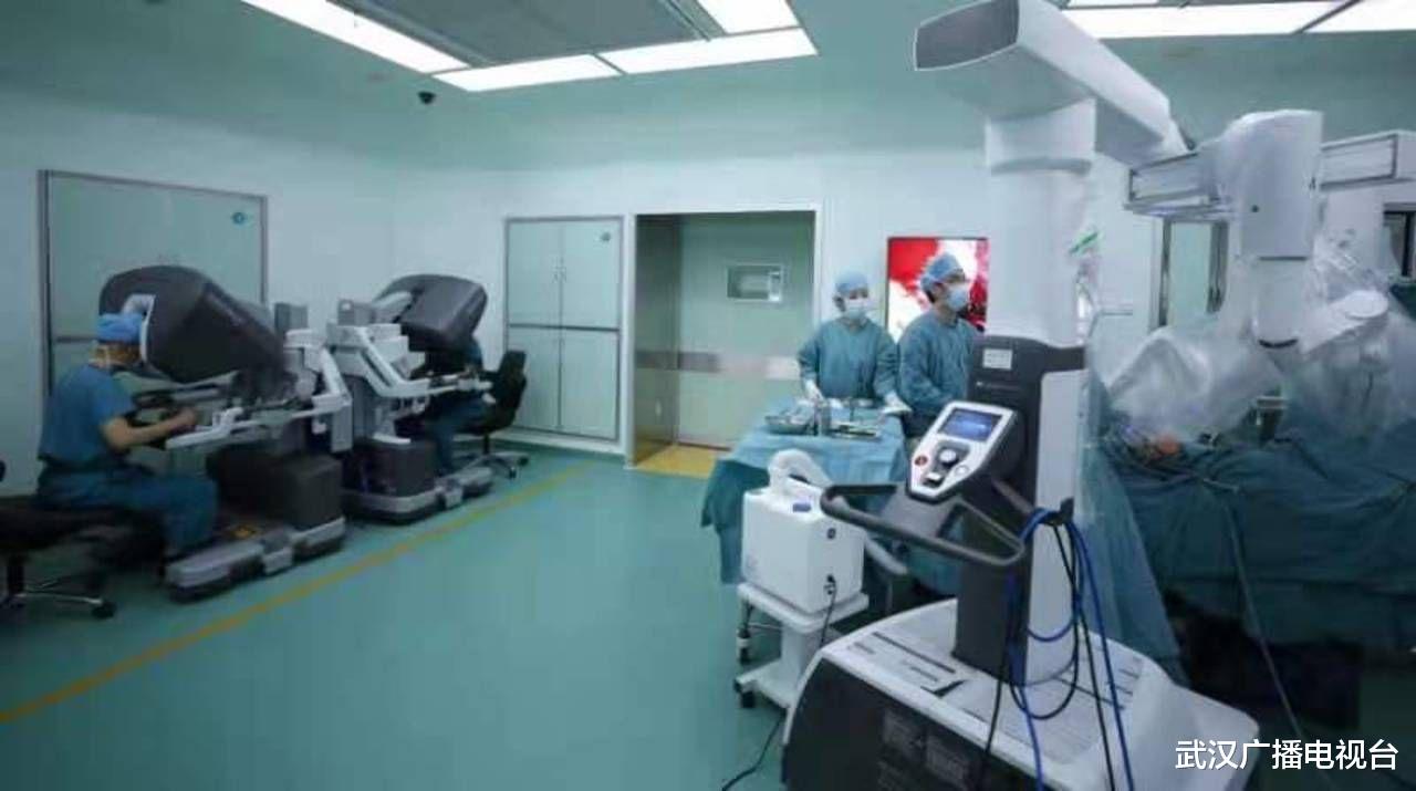 武汉广播电视台 厉害了!这个“达芬奇”能“拆弹”