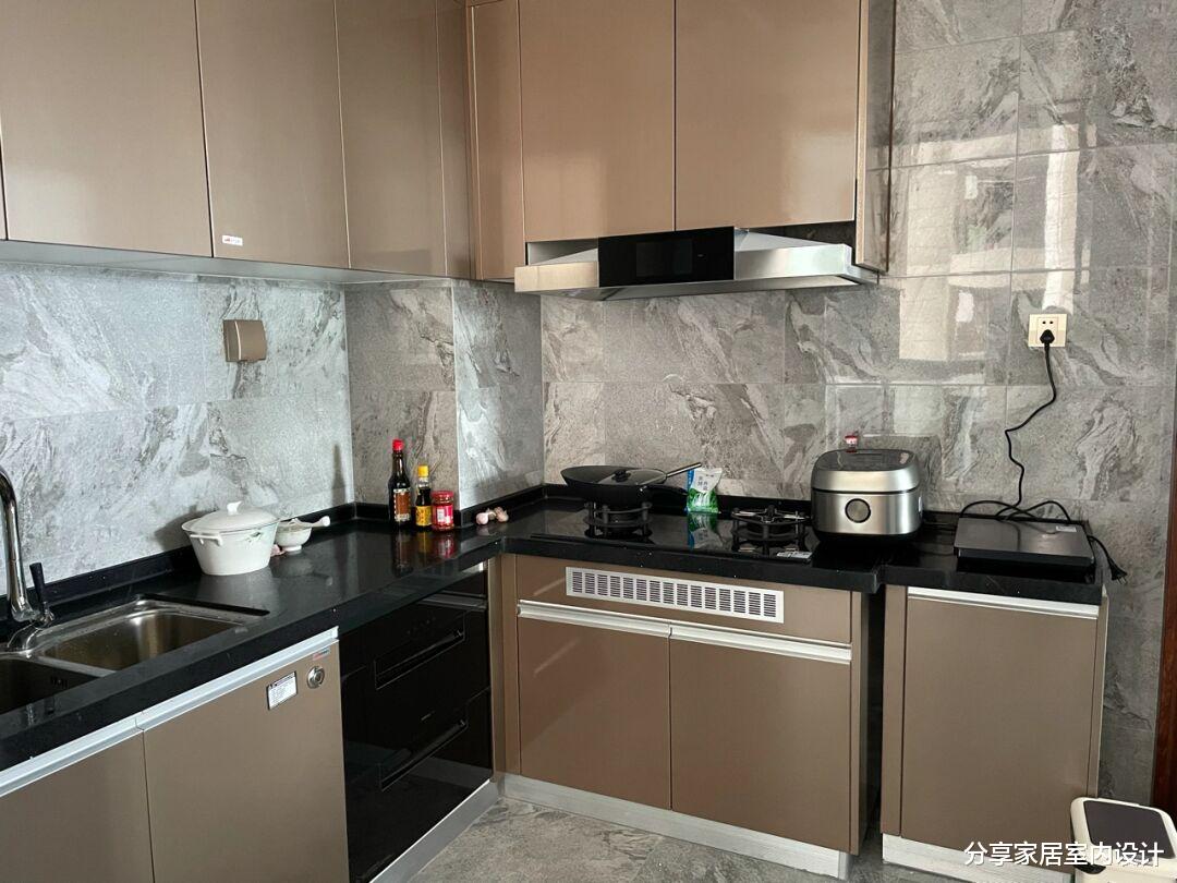 一人一屋三餐四季，按自己的想法装修，不攀比，生活自由又幸福！