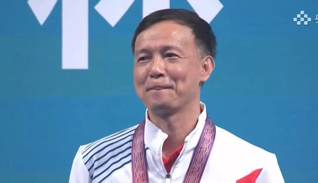 李玲玲说|全运会夺得2枚金牌，身为全红婵的恩师，何威仪能够获得多少奖金