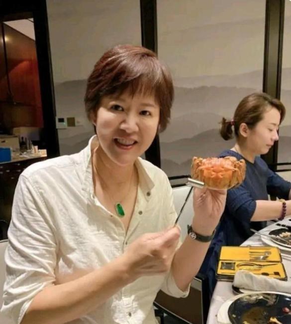 小陈有说 前后矛盾！郎平再谈中国女排奥运失利，5个字理由太牵强难自圆其说