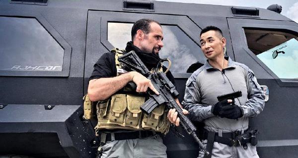 小兵张嘎|赵文卓蹭《战狼3》热度？电影上线4天“扑街”，播放量仅五千万