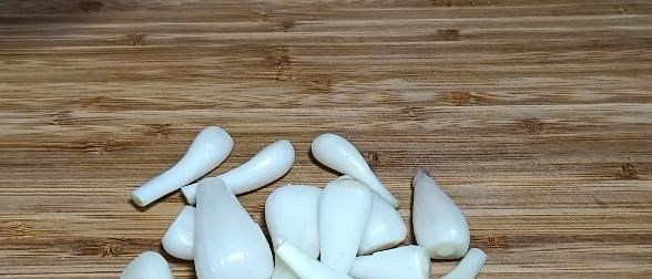 猪肝|这菜5块钱1斤，铁是猪肝7倍，补血减肥清肠，用来凉拌百吃不厌