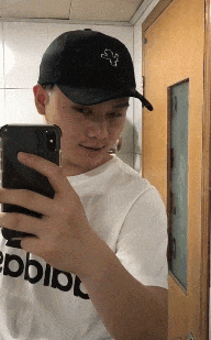 萌萌萌说|“爷爷说我家曾经很有钱，直到看见爸妈的结婚照我才信！”哈哈哈