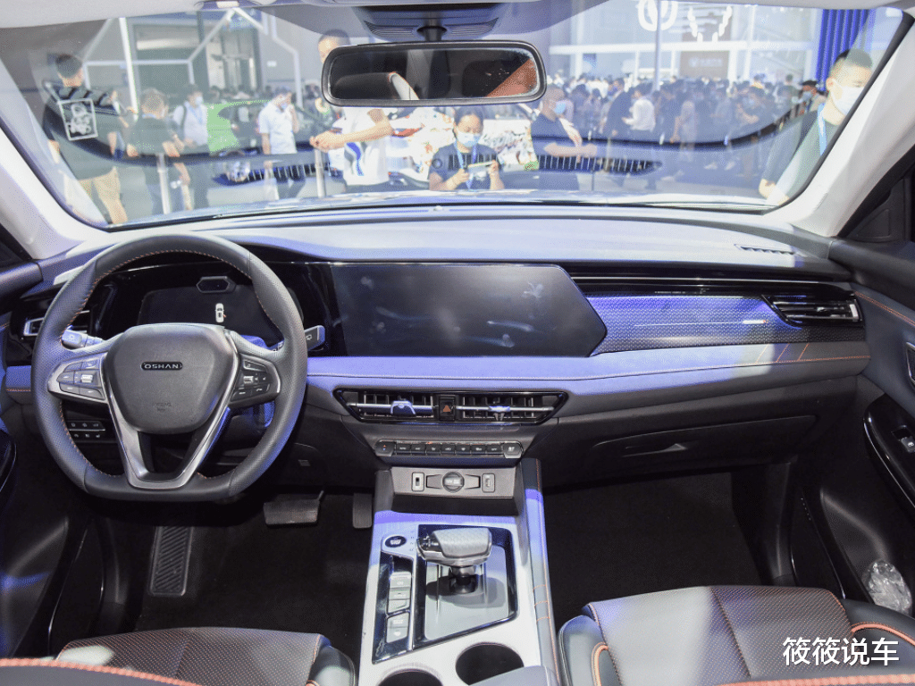 宝马X5|长安又来搞事情，新车轴距近2米8，搭蓝鲸1.5T+188马力，坐等上市