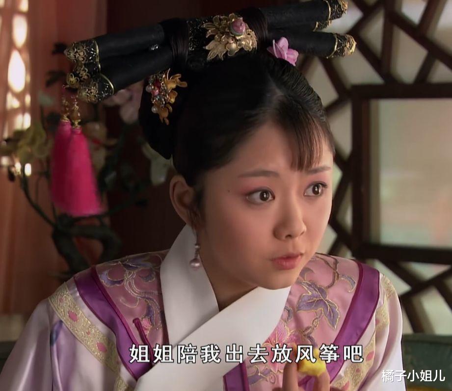 甄嬛|淳儿第一次被临幸时，为何一直笑呵呵的？你看她的母亲是啥背景