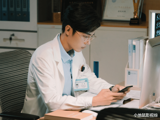 任嘉伦|拿到许可证还未播出的新剧，肖战这个不算啥，任嘉伦才是真惨