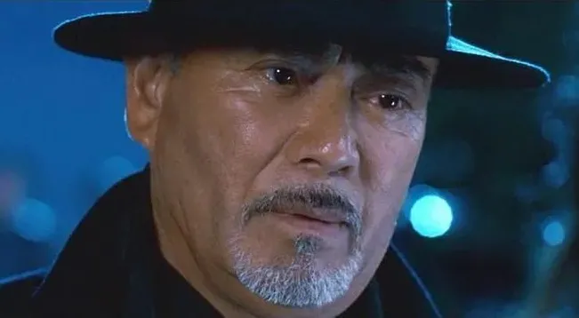 沈月|袁咏仪儿子神颜曝光！网友疯狂被圈粉：弟弟快出道吧！