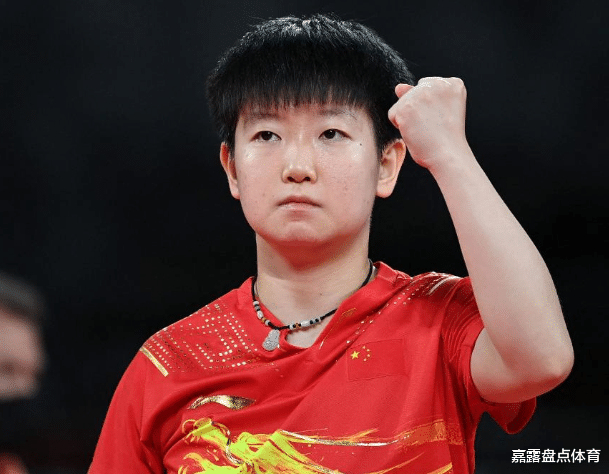 莎莎|不容易！连续3次拿到亚军后，莎莎爆发，4-2成新科世界杯女单冠军