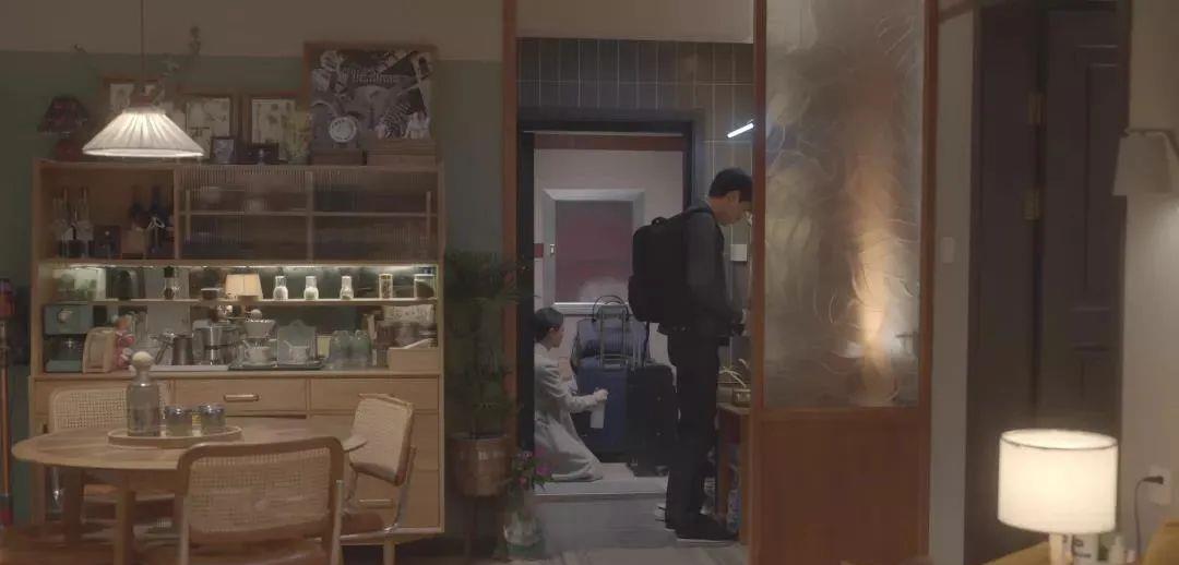 周迅|《小敏家》剧中周迅的“老破小”曝光！网友却说：羡慕哭了！