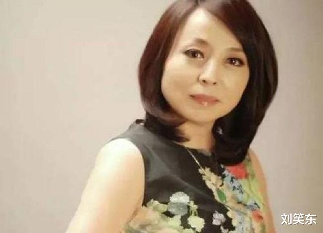 刘笑东 ?22岁小伙爱上41岁女老板，追求7年终成眷属，9年后现状如何？