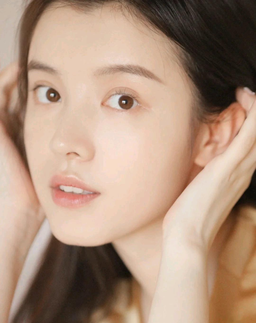 护肤品 护肤品的正确使用顺序是什么?很多人都搞错了,难怪皮肤越来越差