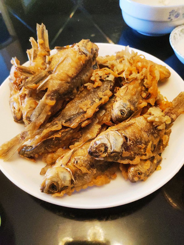 |为何野钓佬都喜欢钓小鱼？真是被逼的，且是被技术逼迫