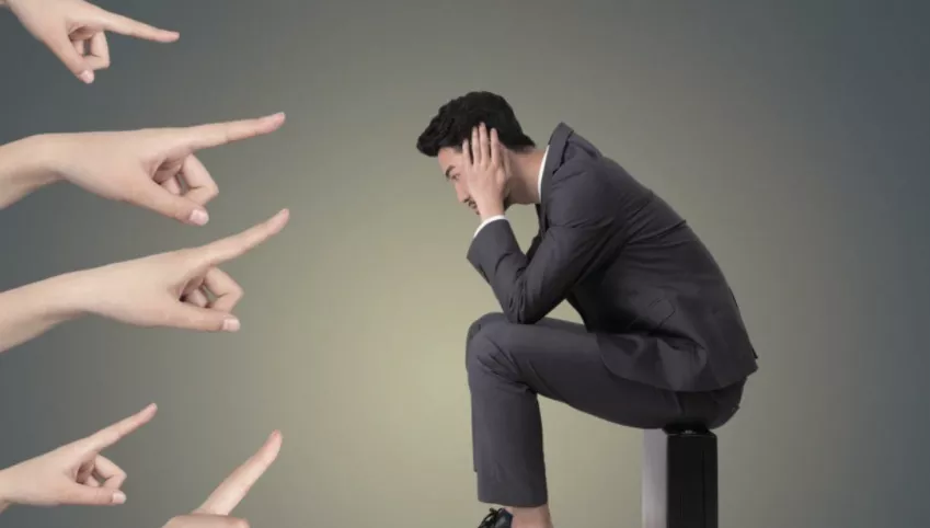 |功劳被领导抢走,我该怎么办?