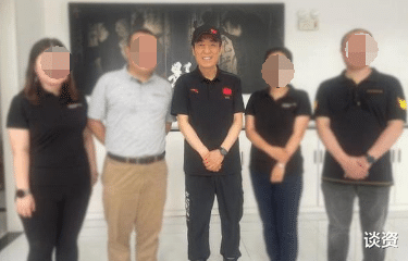 林心如|张艺谋带陈婷买百万豪车，骨瘦如柴引担忧，与小31岁老婆似父女