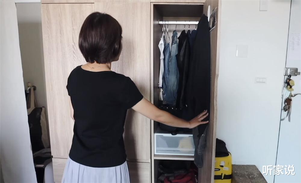 29岁小夫妻的35㎡小家：“去厨房化”设计，两人三猫过着极简生活