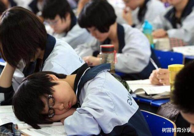 教育部|教育部下发“睡眠令”，中小学将调整到校时间，家长表示担心