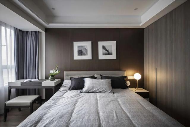 |114㎡现代，朴素简雅的空间，黑白配的设计，稳重端庄有档次