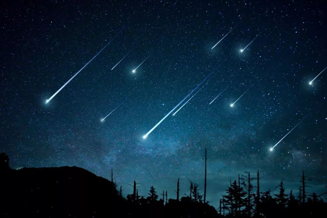 英仙座流星雨 2021年8月13日的英仙座流星雨″百年一遇″